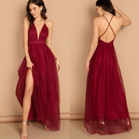 SHEIN Dresses & Skirts - 🎉6/$26🎉SHEIN Red Plunge Neck Split Thigh Tulle Dress